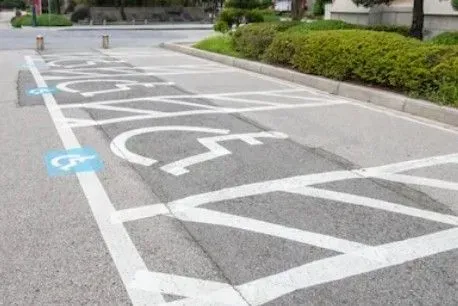 Pavimentação asfáltica para estacionamento